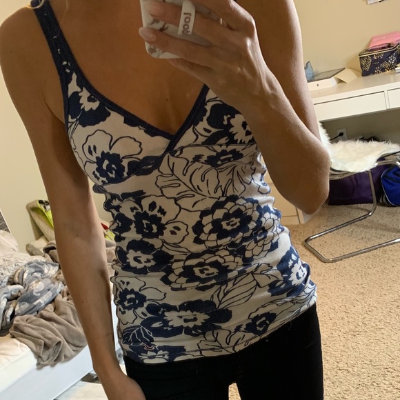 Flower Tank - Picture 2 of 2